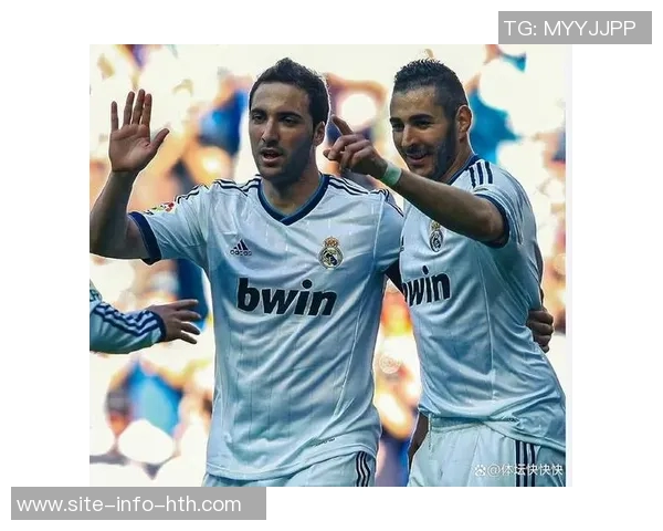 穆里尼奥回忆皇马时期称全胜阿贾克斯因有C罗本泽马伊瓜因助力 穆里尼奥回忆皇马时期称全胜阿贾克斯因有C罗本泽马伊瓜因助力