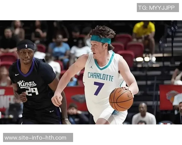 克尼佩尔表现出色4号秀三分球5投全中助球队赢得胜利